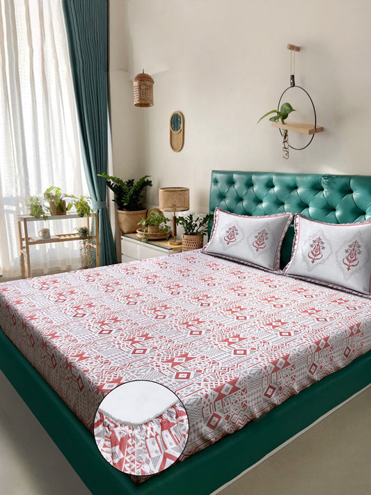 Red Geometric 400 TC Pure Cotton Super King Fitted Double Bedsheet with 2 Pillow Covers