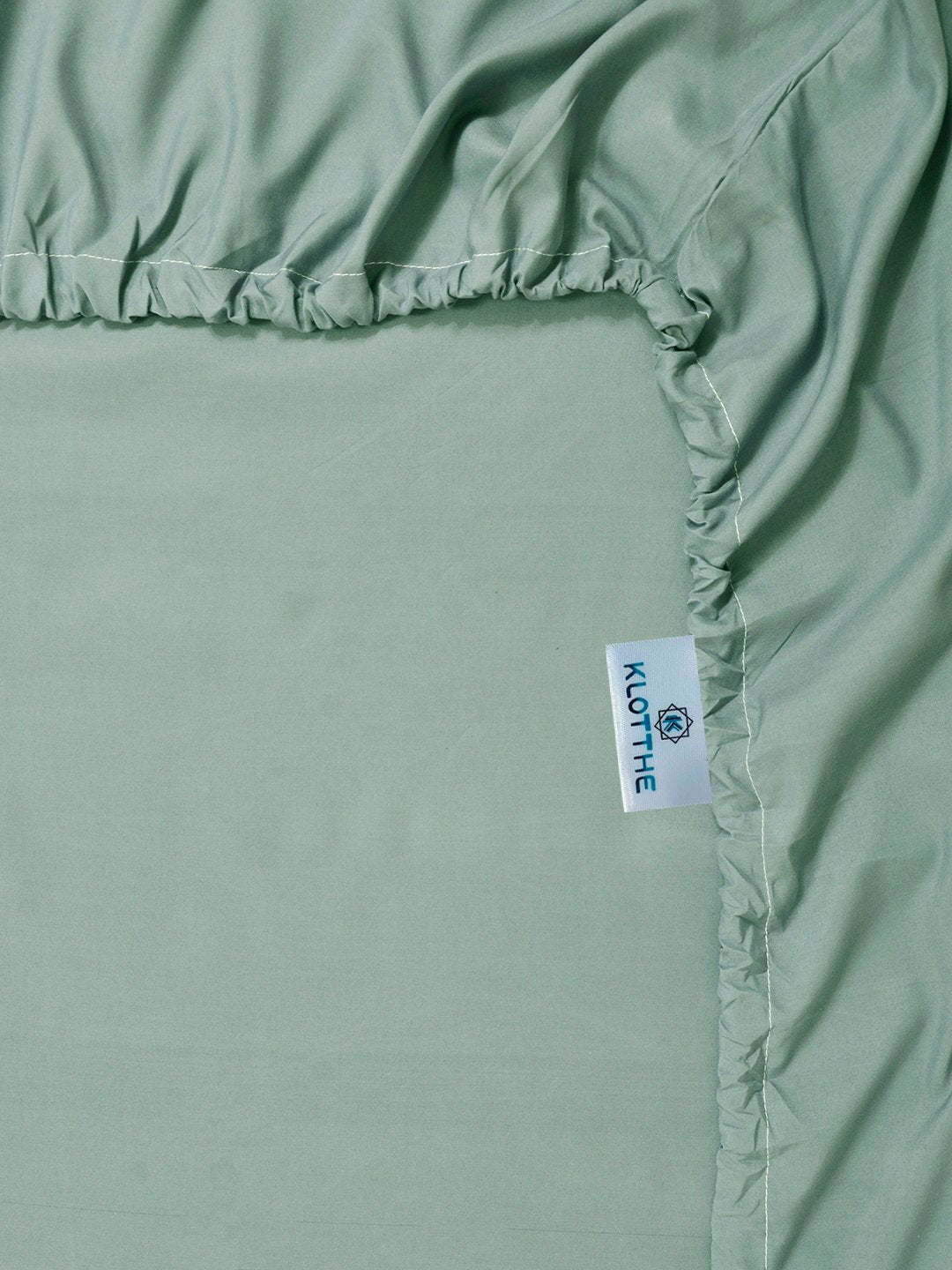 Green Solid 400 TC Satin Fitted Super King Double Bedsheet with 2 Pillow Covers & 2 Cushion Covers