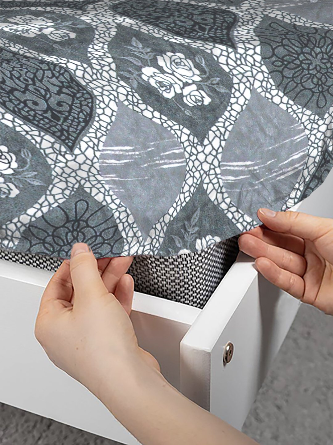 Grey Geometric Fitted Woolen Fitted Single Bedsheet with Pillow Cover