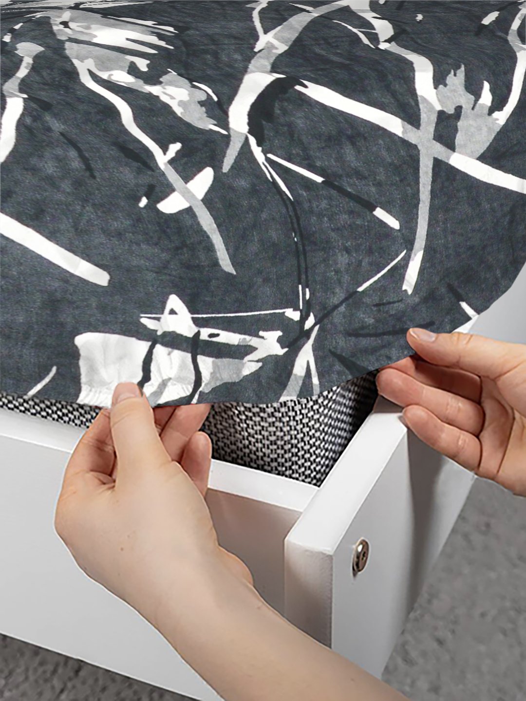 Grey Geometric Fitted Woolen Fitted Single Bedsheet with Pillow Cover