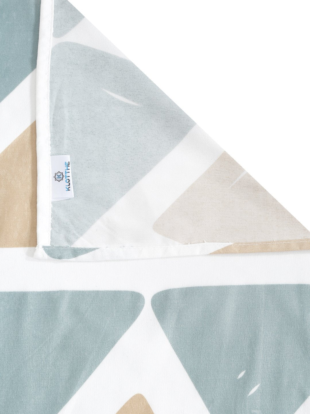 Multi Geometric 300 TC Cotton Blend Double Bedsheet with 2 Pillow Covers