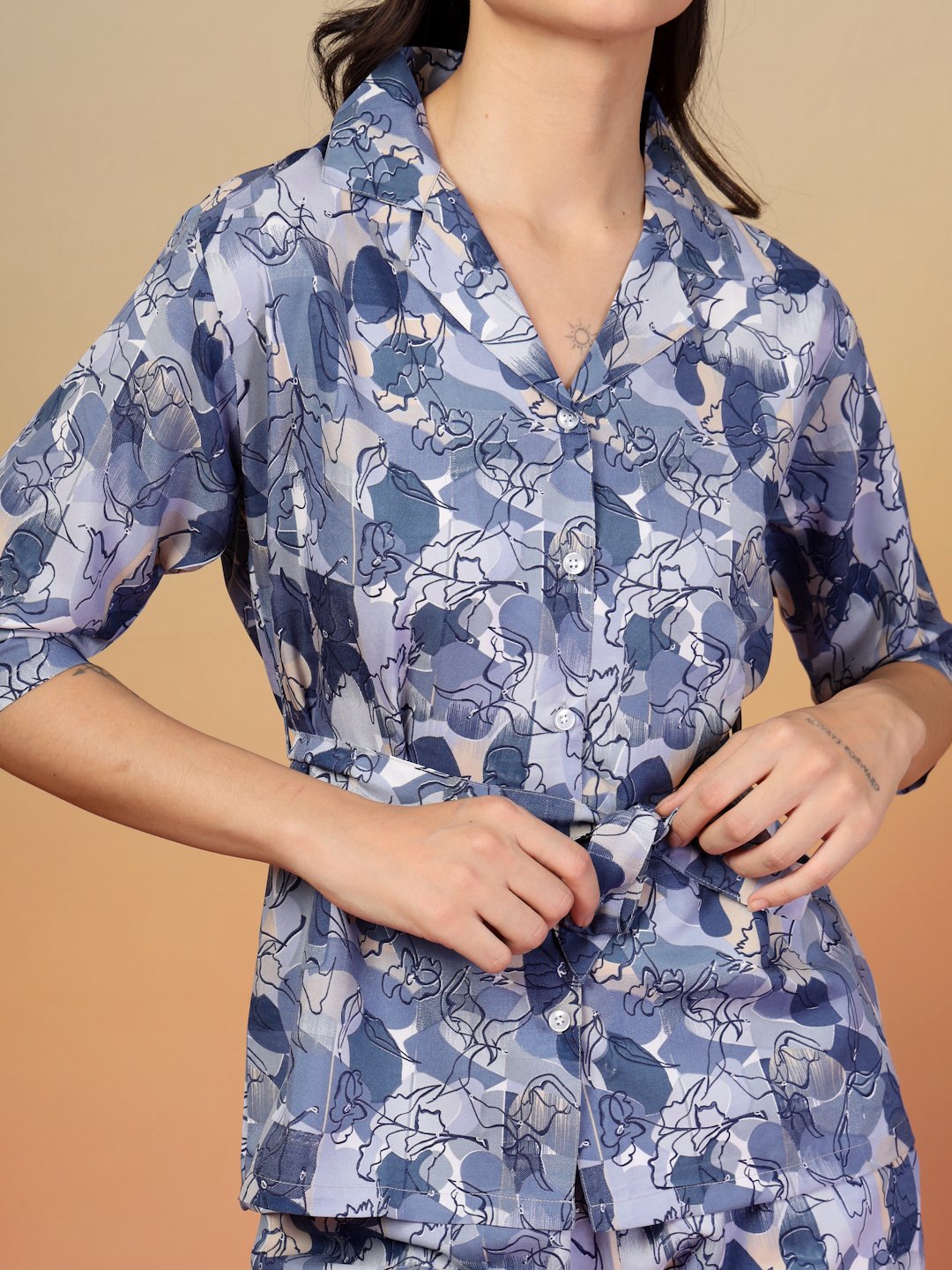 Women Blue Floral Cotton Blend Night Suit with Robe