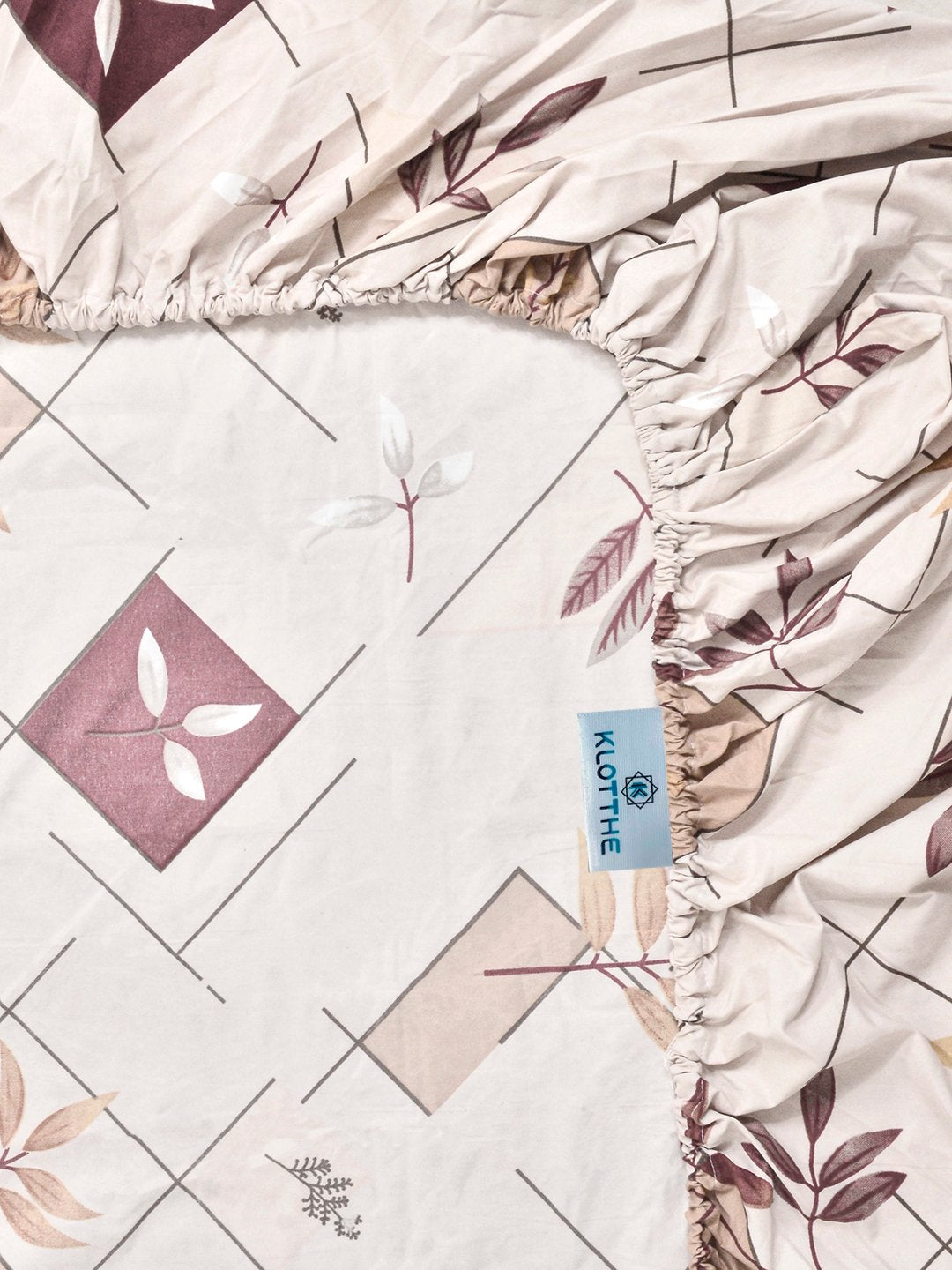 Cream Geometric Cotton Blend Fitted Single Bedsheet with Pillow Cover