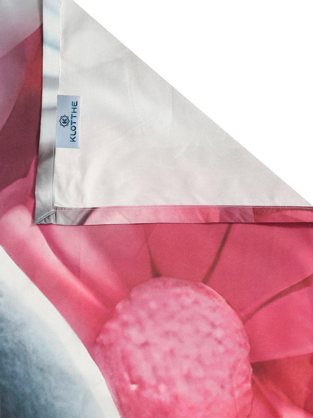 Red 7D Animal Printed Cotton Blend Double Bedsheet with 2 Pillow Covers