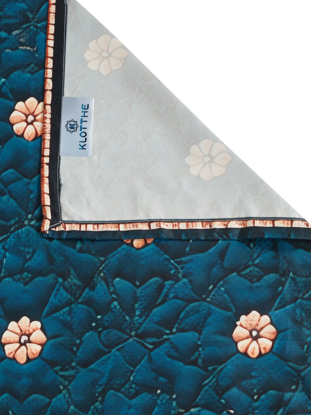 Digital Printed Blue Floral Cotton Blend Double Bedsheet with 2 Pillow Covers
