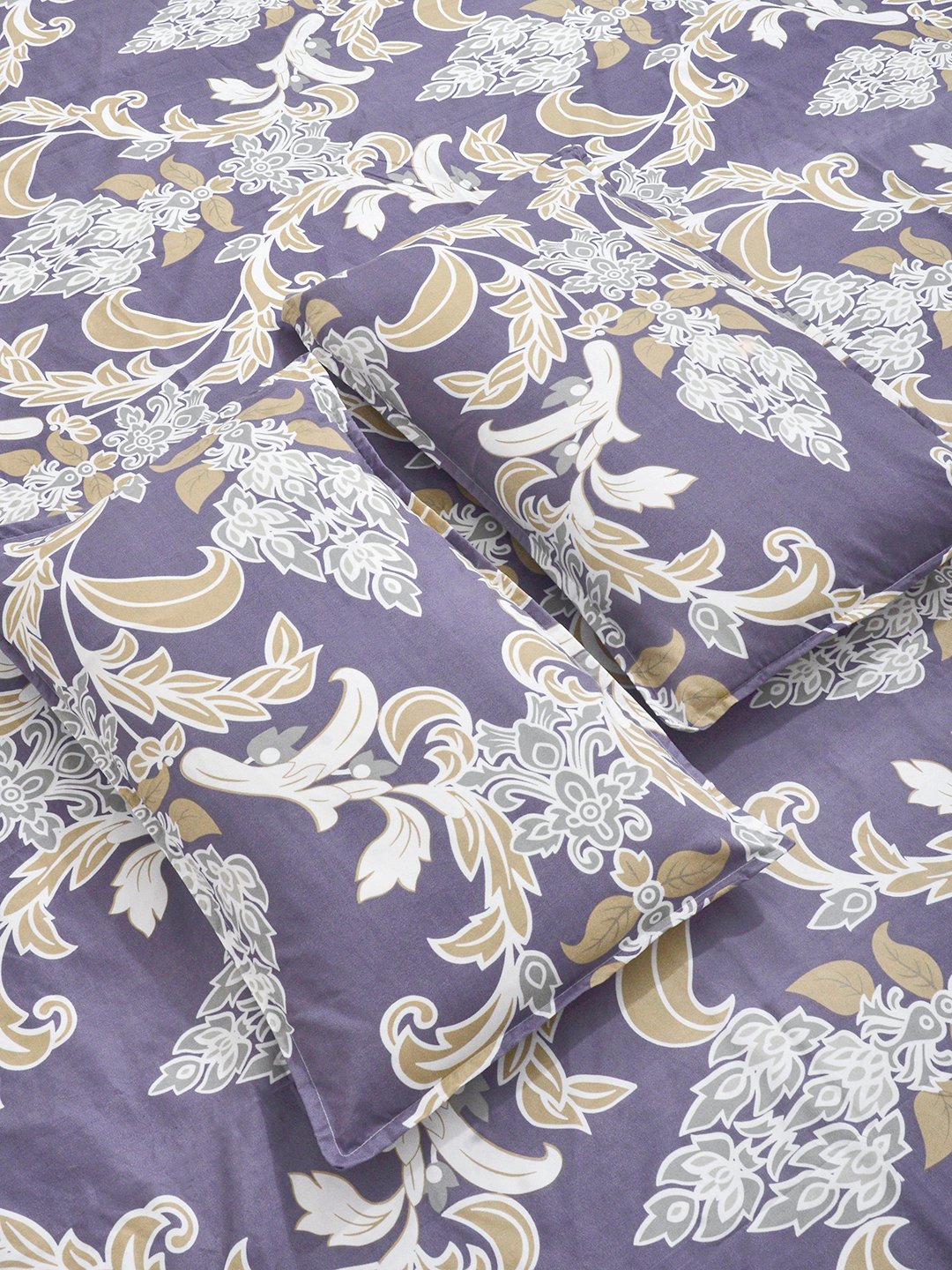 Purple Floral Cotton Blend Double Bedsheet with 2 Pillow Covers