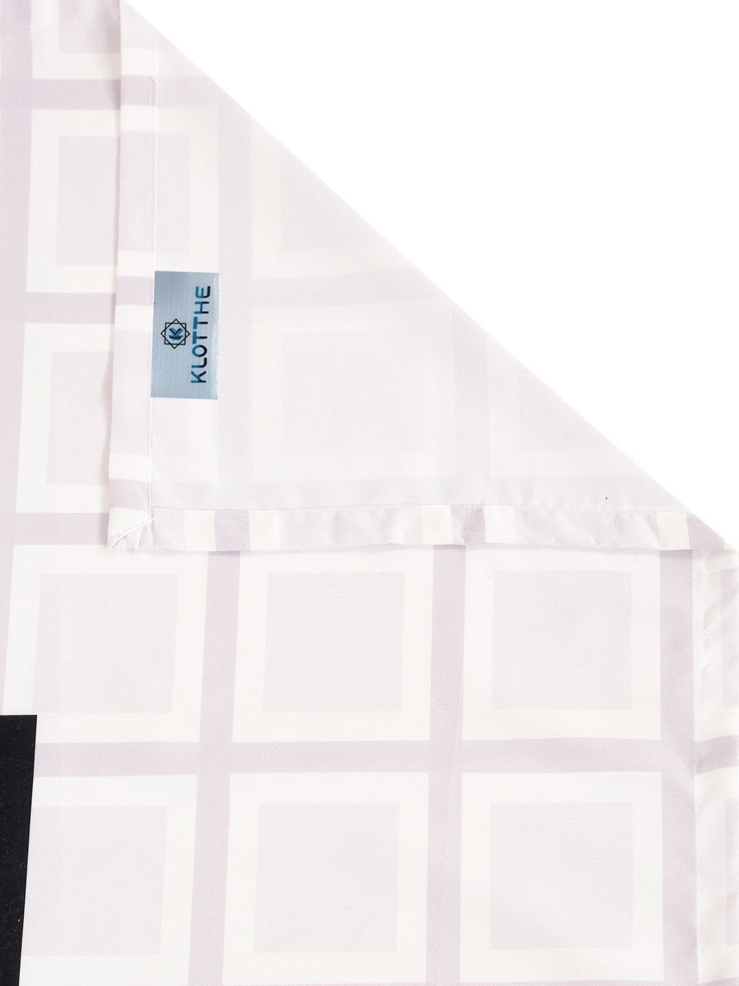 Digital White Floral Cotton Blend Double Bedsheet with 2 Pillow Covers