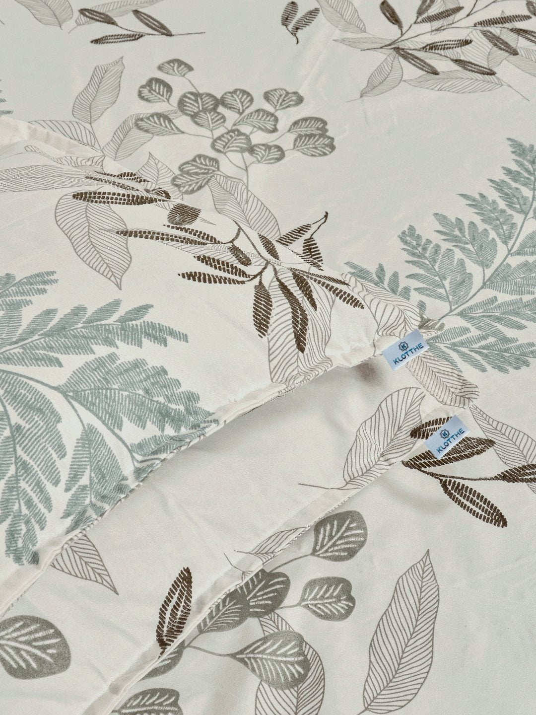Cream Floral 300 TC Cotton Blend Double Bedsheet with 2 Pillow Covers