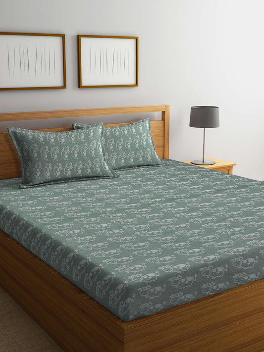 Klotthe Green Cartoon Characters Pure Cotton Woven Design Double Bed Sheet with 2 Pillow Covers