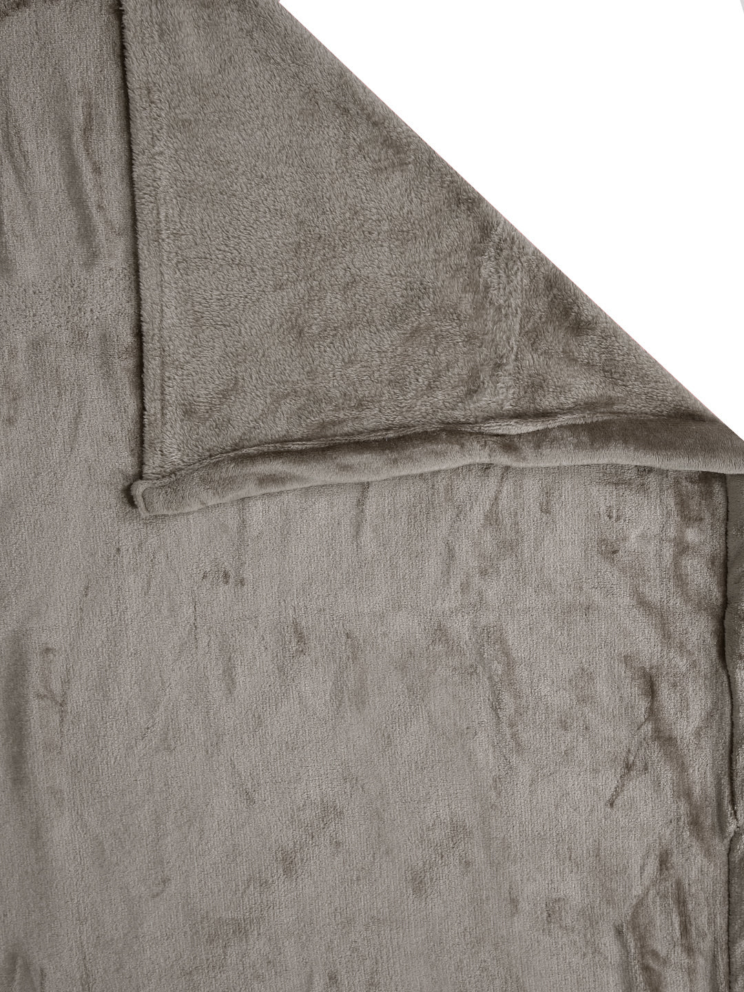 Klotthe Brown Solid Woolen Double Bed Sheet with 2 Pillow Covers