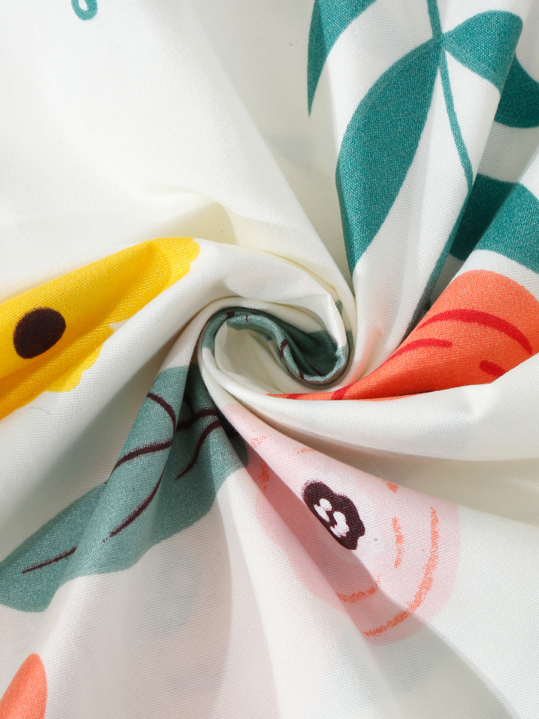 Klotthe Multicolor Floral Cotton Blend Double Bedsheet, 2 Pillow covers & 2 Cushion Covers