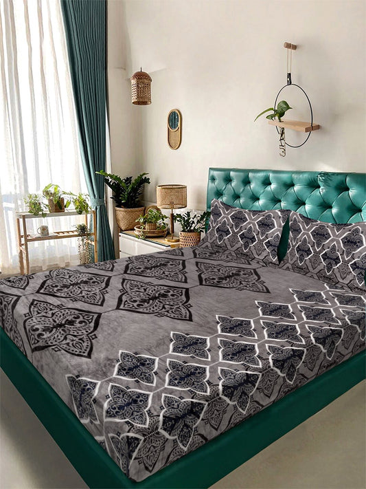 Brown Geometric Woolen Double Bedsheet with 2 Pillow Covers