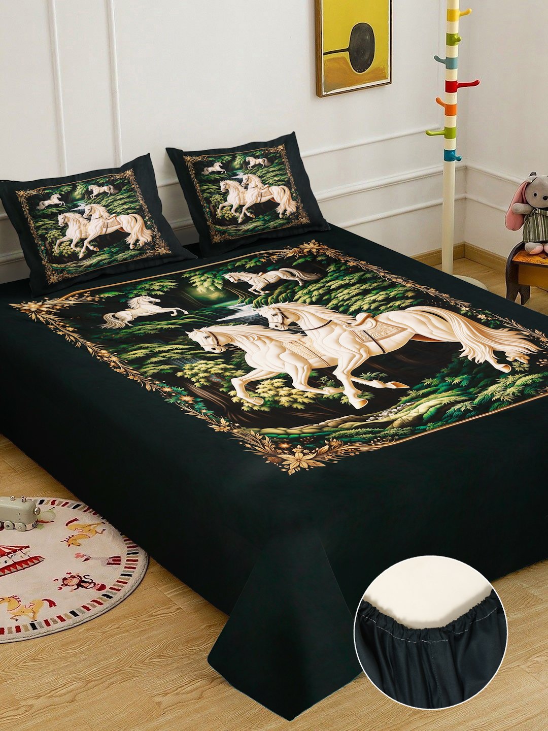 Green Digital Animal Printed Cotton Blend Fitted Double Bedsheet with 2 Pillow Covers