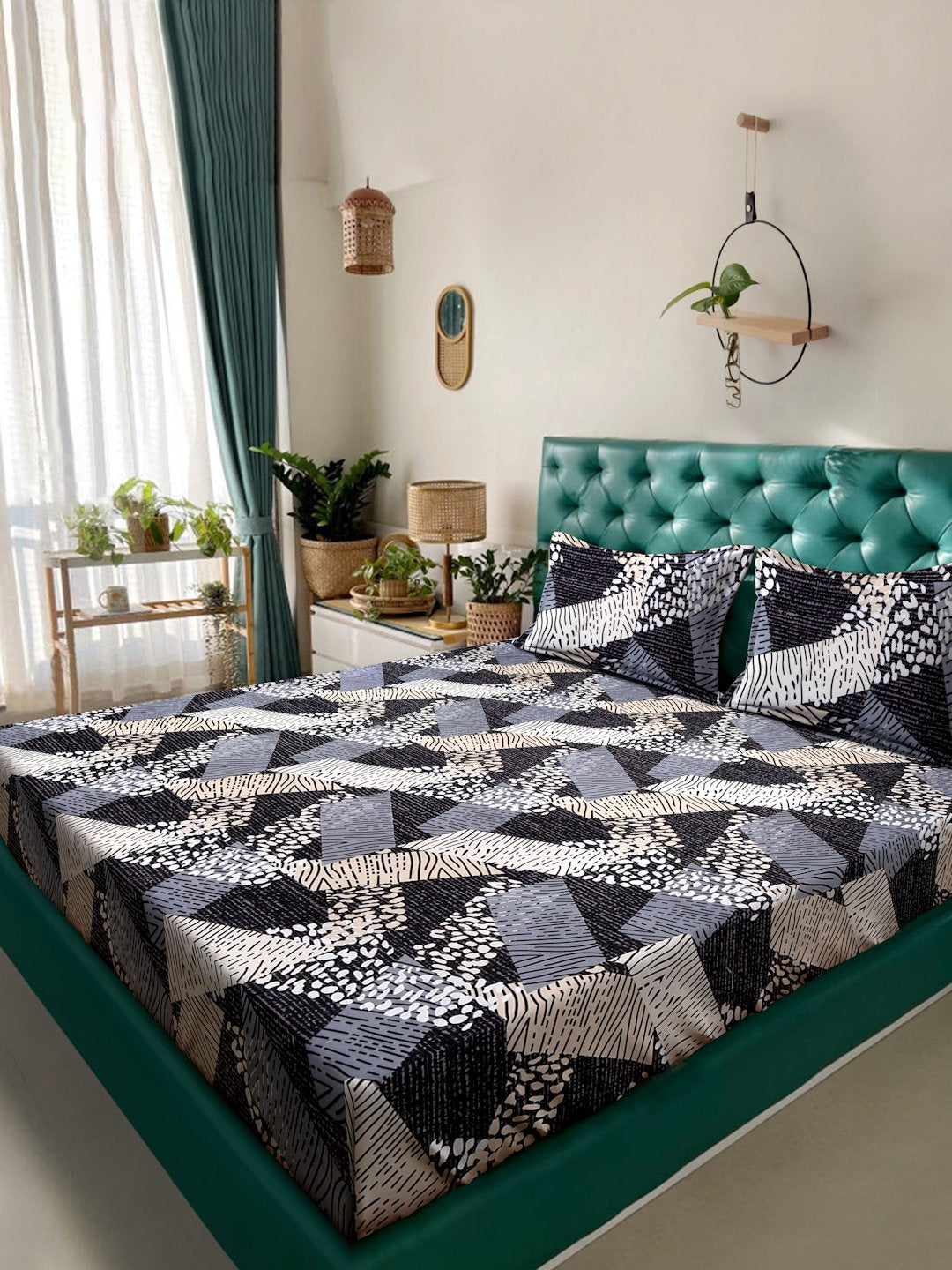 Multi Geometric 300 TC Cotton Blend Super King Double Bedsheet with 2 Pillow covers
