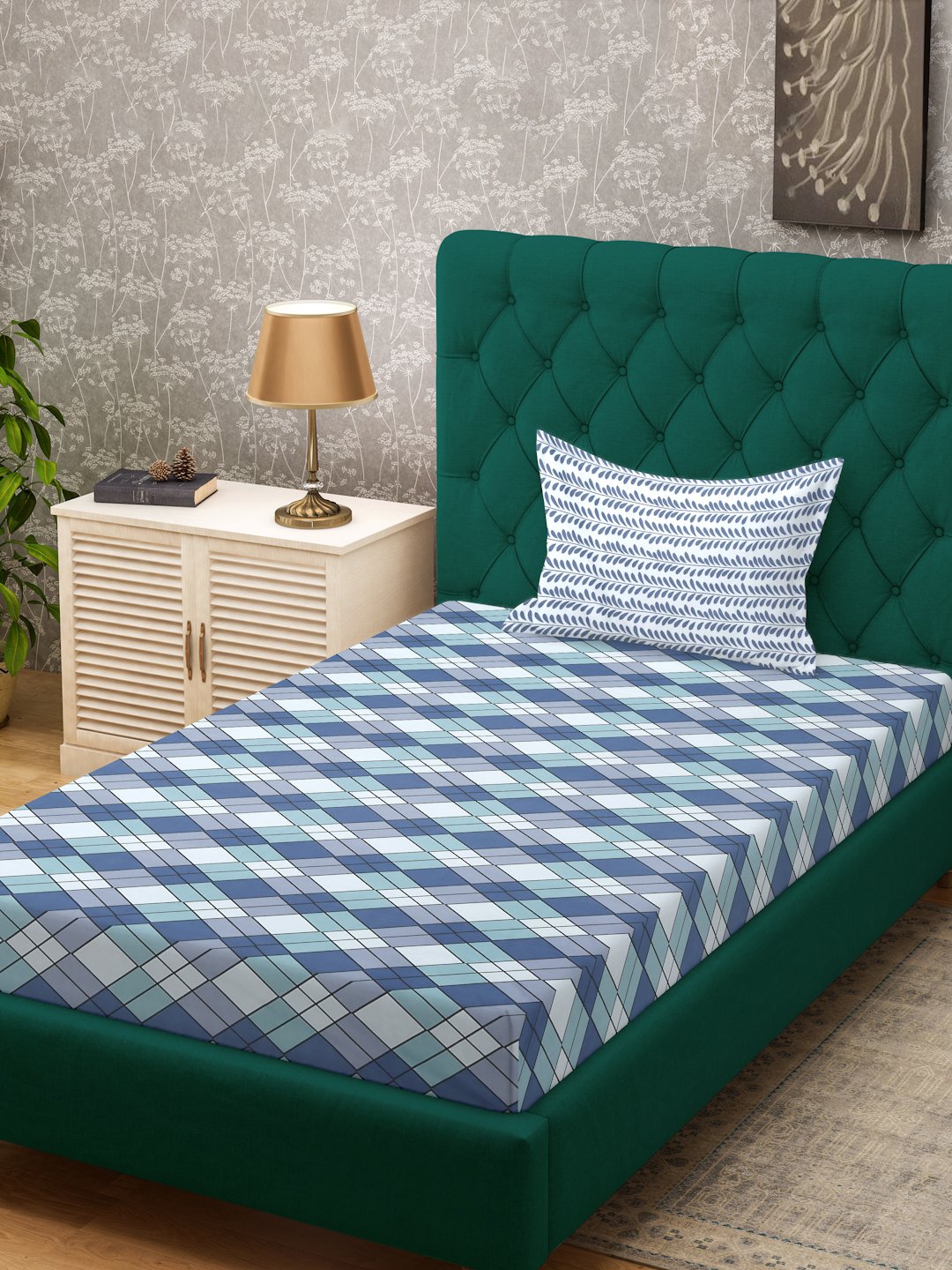 Multi Geometric 300 TC Cotton Blend Single Bedsheet with Pillow Cover