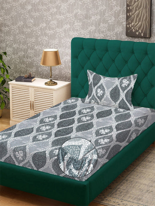Grey Geometric Fitted Woolen Fitted Single Bedsheet with Pillow Cover