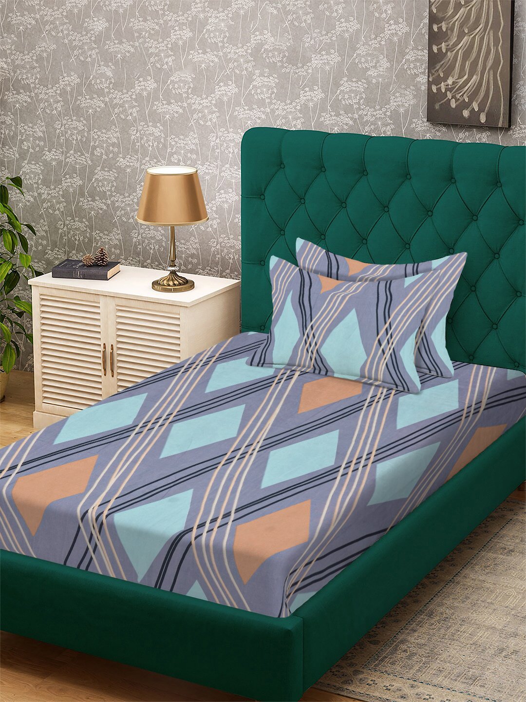 Multi Geometric 300 TC Cotton Blend Single Bedsheet with 2 Pillow Covers