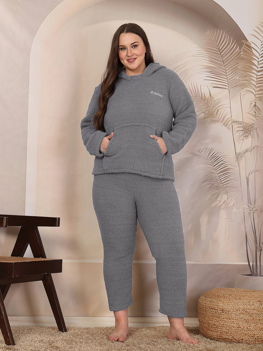 Women Grey Solid Sherpa Heavy Winter Hooded Pluz Size Woolen Night Suit