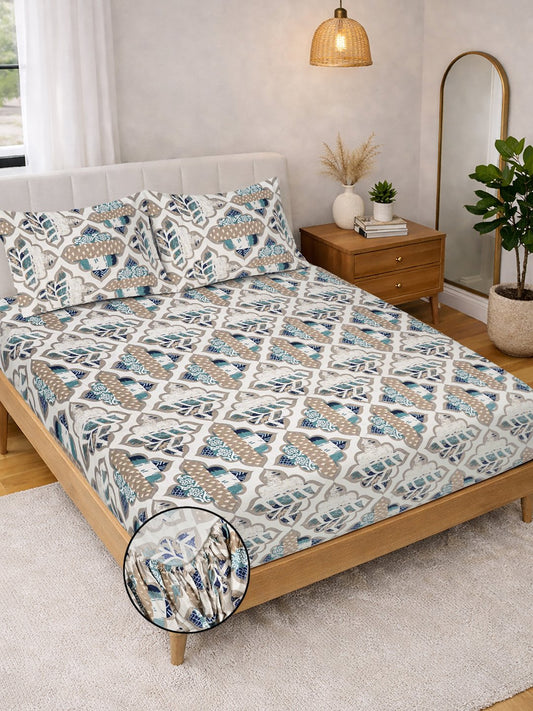 Cream Geometric Cotton Blend Fitted Double Bedsheet with 2 Pillow Covers