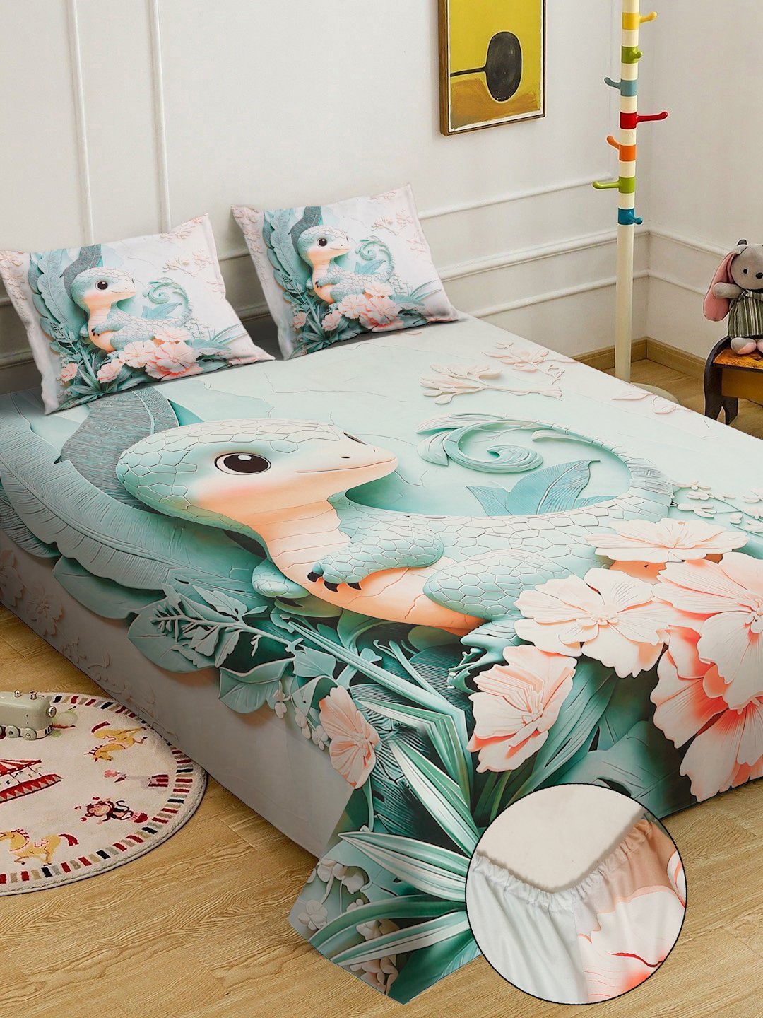 Green Digital Animal Printed Cotton Blend Fitted Double Bedsheet with 2 Pillow Covers