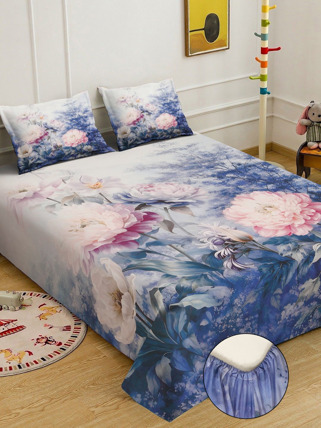 Blue Digital Floral Printed Cotton Blend Fitted Double Bedsheet with 2 Pillow Covers