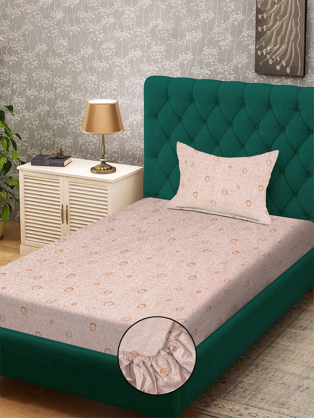 Orange Geometric 300 TC Cotton Blend Fitted Single Bedsheet with Pillow Cover