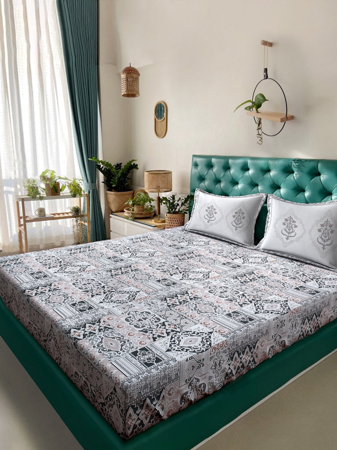 Multi Ethnic Motifs 400 TC Pure Cotton Super King Double Bedsheet with 2 Pillow Covers