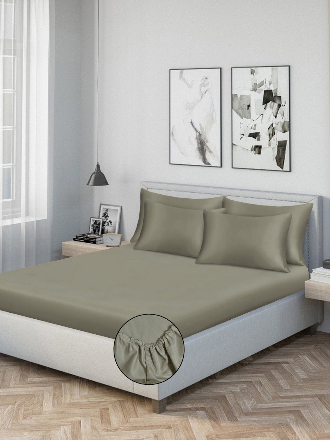 Brown Solid 300 TC Cotton Blend Fitted Double Bedsheet with 4 Pillow Covers