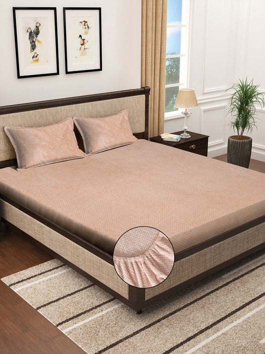 Klotthe Peach Abstract Woolen Fitted Double Bed Sheet with 2 Pillow Covers