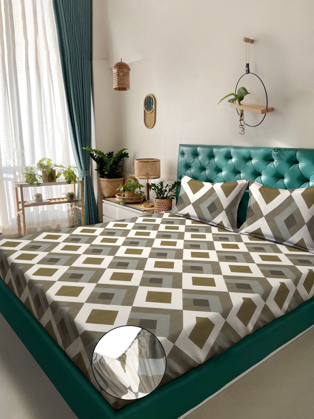 Multi Geometric  300 TC Cotton Blend Fitted Double Bedsheet in Book Fold Packing