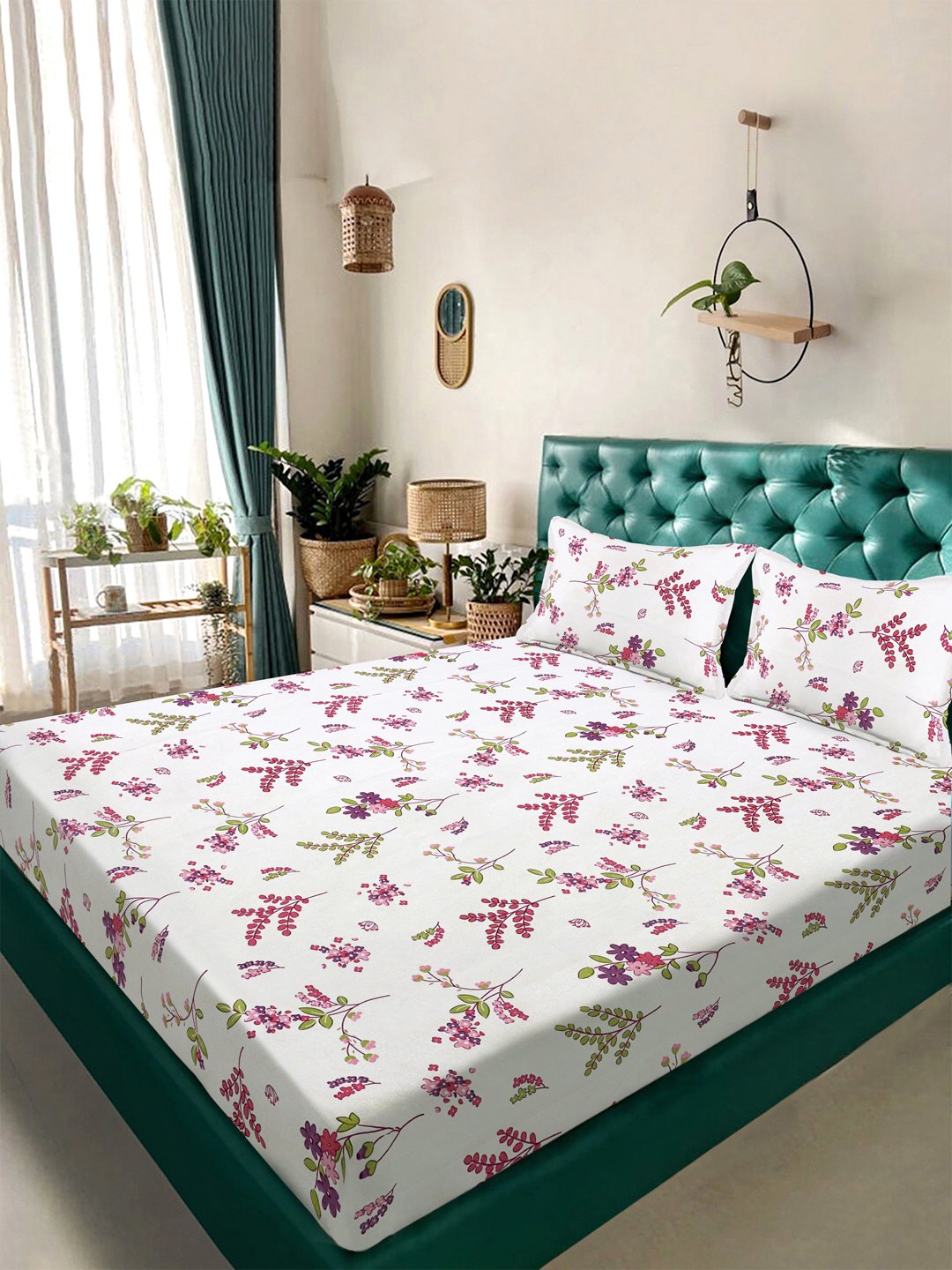 White Floral 300 TC Cotton Blend Double Bedsheet in Book Fold Packing