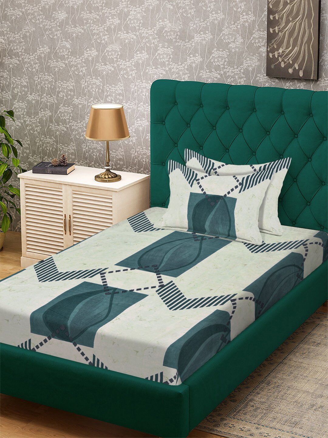 Multi Geometric 300 TC Cotton Blend Fitted Single Bedsheet with 2 Pillow Covers