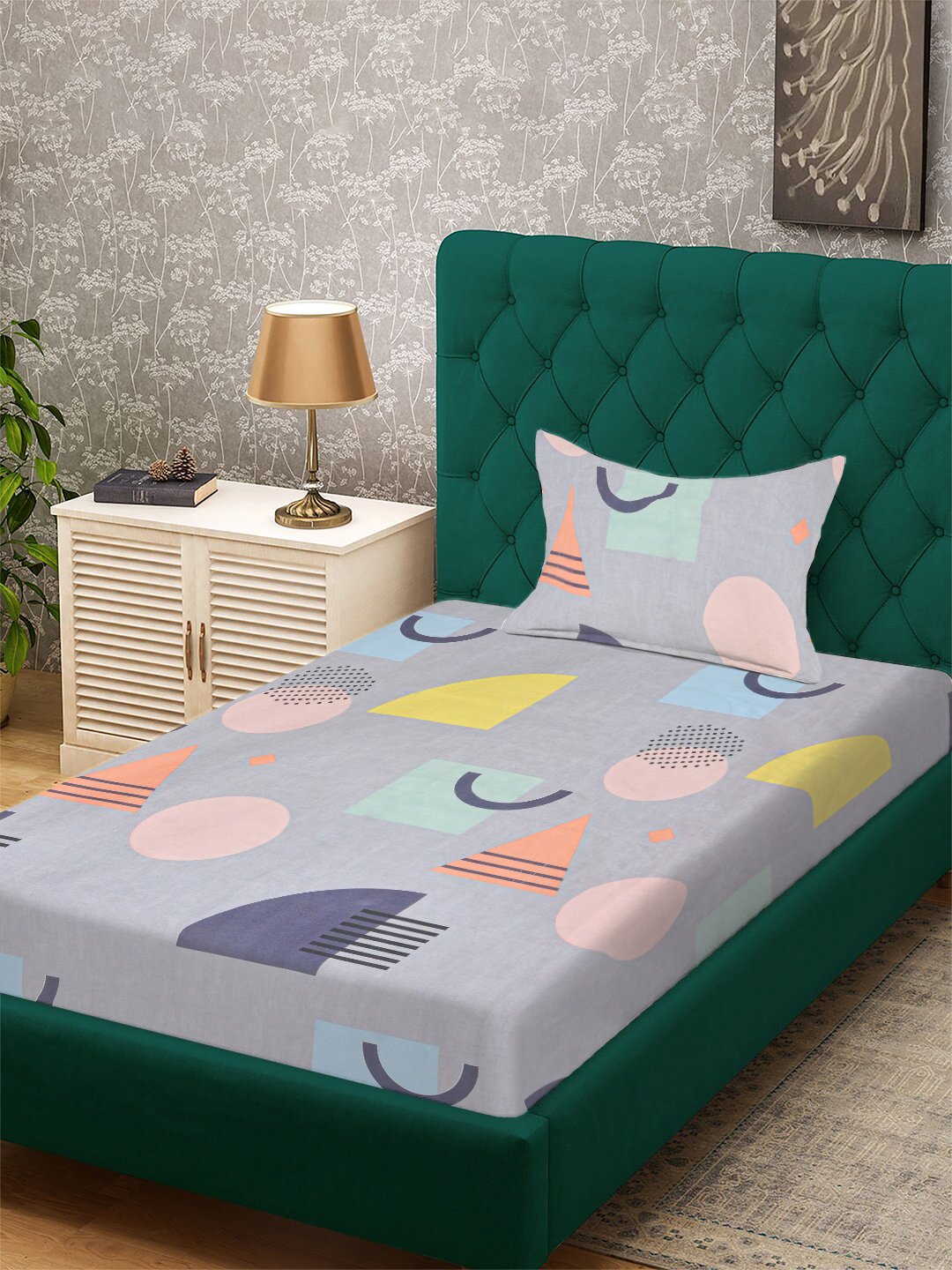 Grey Geometric 300 TC Cotton Blend Single Bedsheet with Pillow Cover