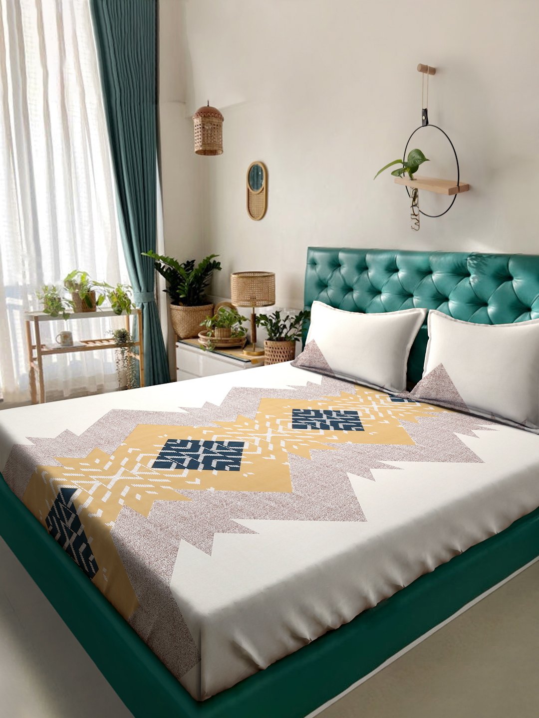 Multi Geometric 300 TC Cotton Blend Double Bedsheet with 2 Pillow Covers