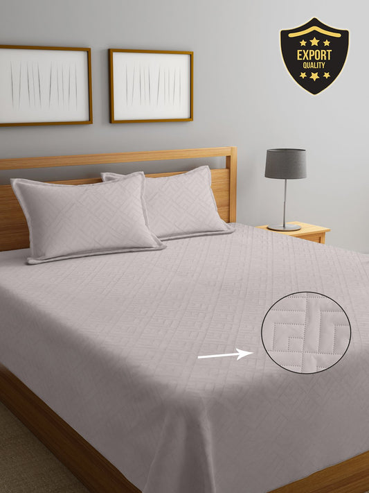 Cream Geometric King Size Micro Fiber Filling Double Bedcover with 2 Pillow covers