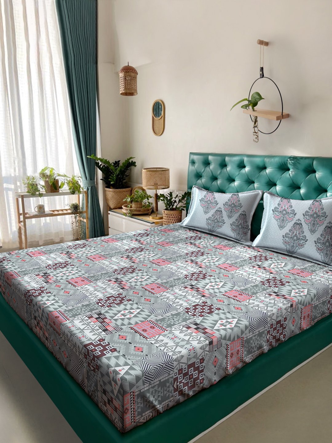 Grey Geometric 400 TC Pure Cotton Super King Double Bedsheet with 2 Pillow Covers