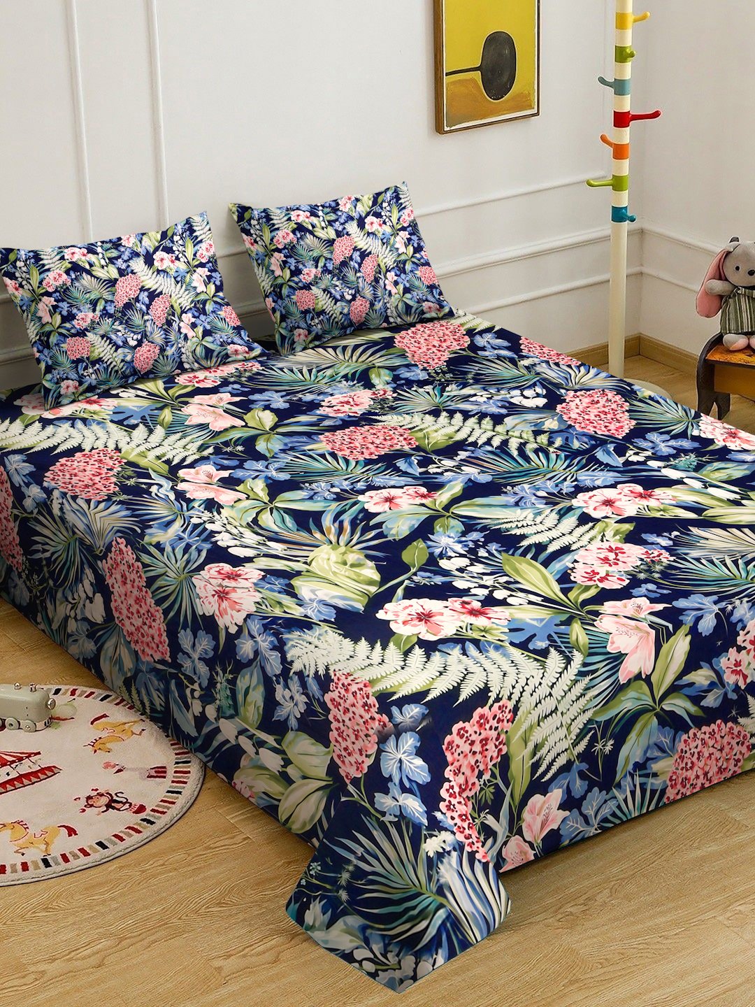 Blue Digital Floral Printed Cotton Blend Double Bedsheet with 2 Pillow Covers