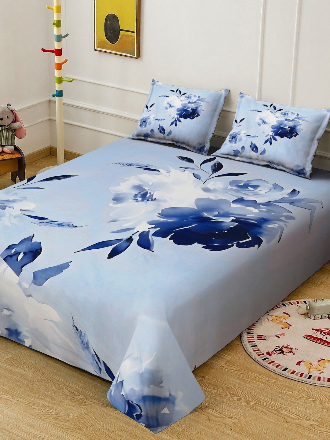 Blue Digital Floral Printed Cotton Blend Double Bedsheet with 2 Pillow Covers