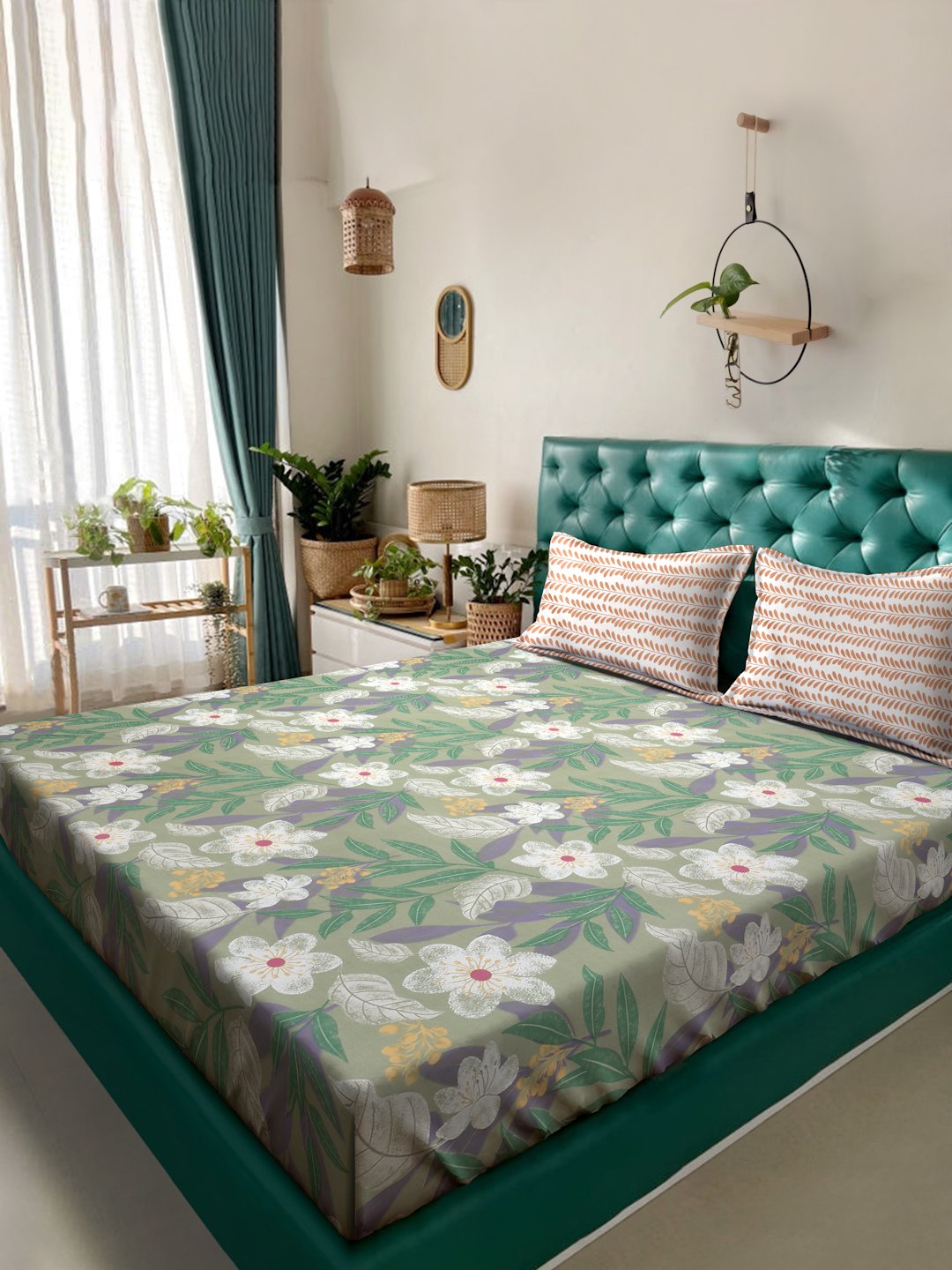 Green Floral 300 TC Cotton Blend Double Bedsheet in Book Fold Packing