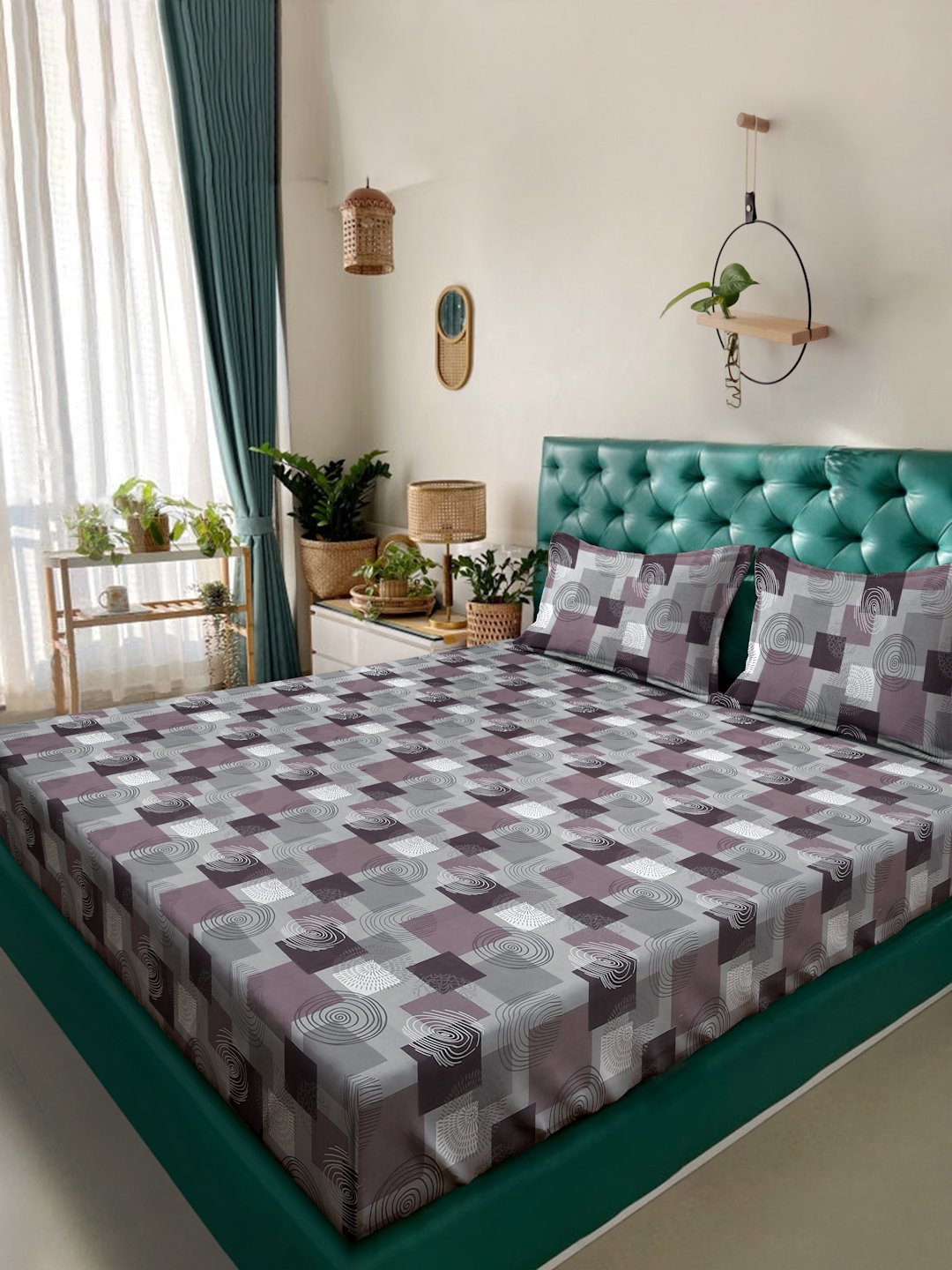 Purple Geometric 400 TC Pure Cotton Double Bedsheet with 2 Pillow Covers