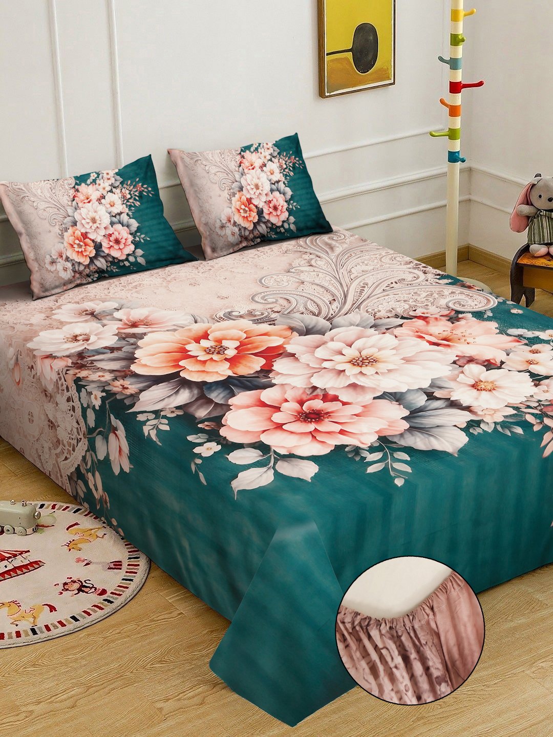 Green Digital Floral Printed Cotton Blend Fitted Double Bedsheet with 2 Pillow Covers