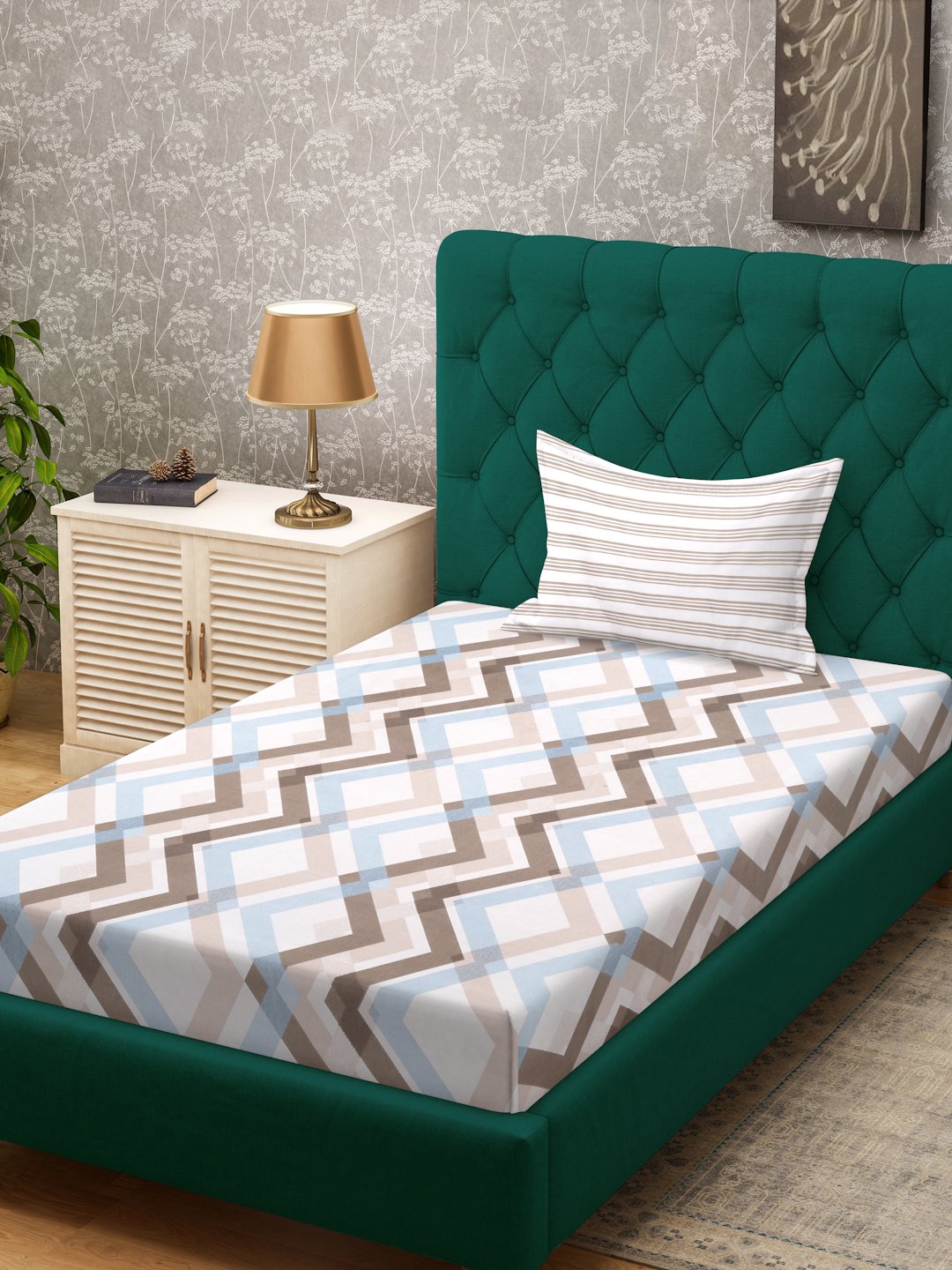 Multi Abstract 300 TC Cotton Blend Single Bedsheet Set in Book Fold Packing