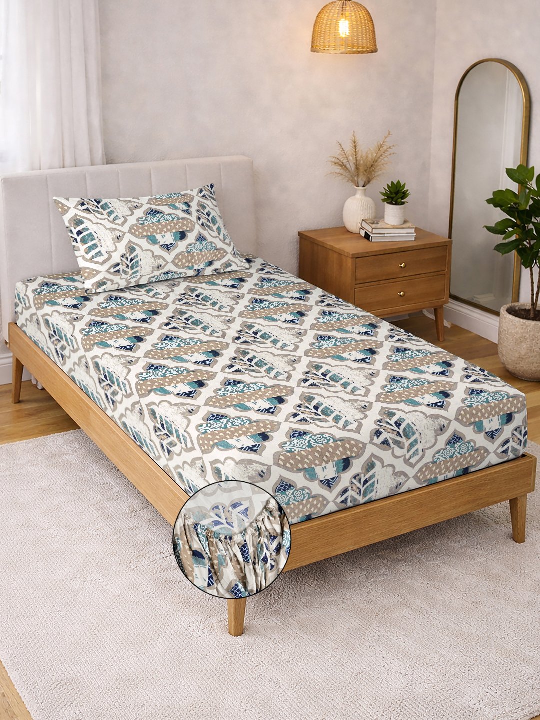 Cream Geometric Cotton Blend Fitted Single Bedsheet with Pillow Cover