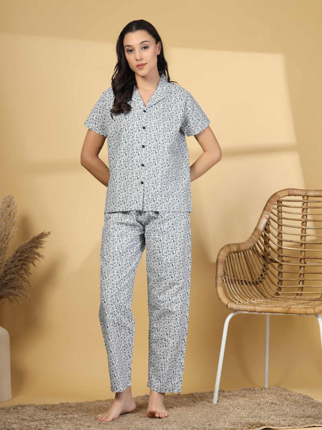 Women Green Abstract Pure Cotton Night Suit