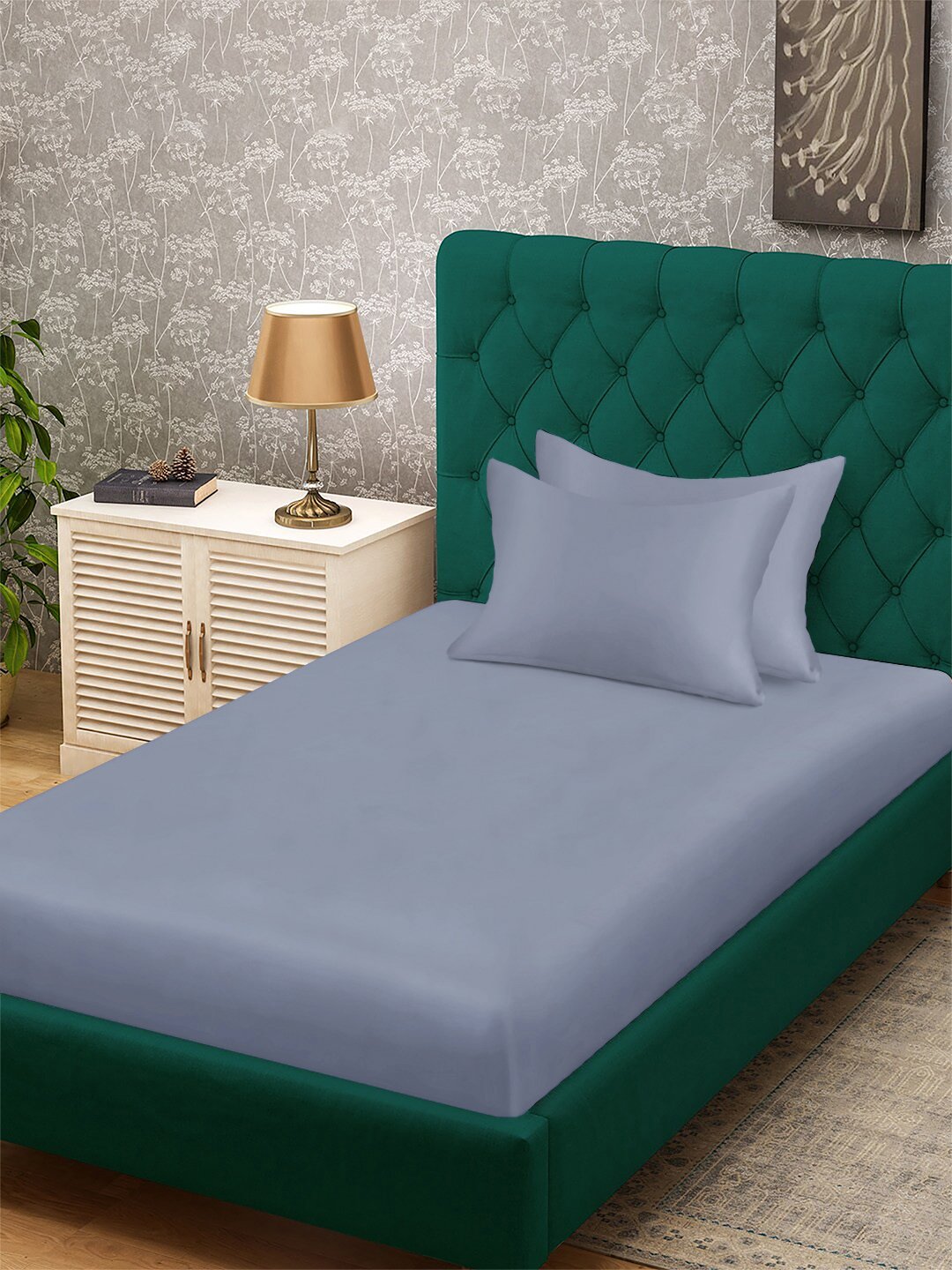 Lavender Solid 300 TC Cotton Blend Single Bedsheet with 2 Pillow Covers