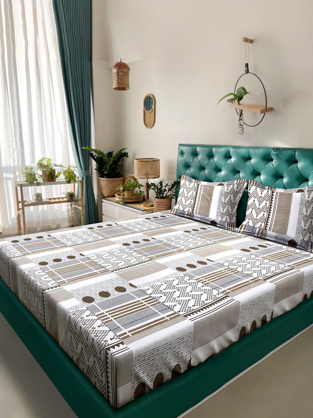 White Geometric 300 TC Cotton Blend Fitted Double Bedsheet with 2 Pillow Covers