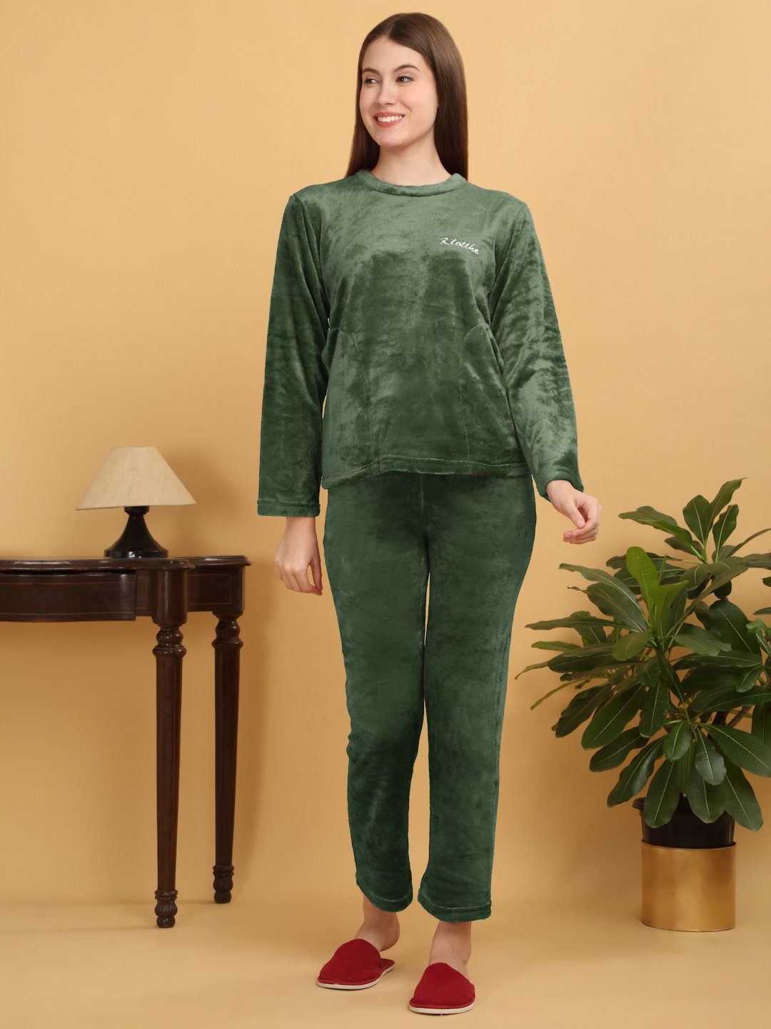 Klotthe Women Green Solid Woolen Night Suit