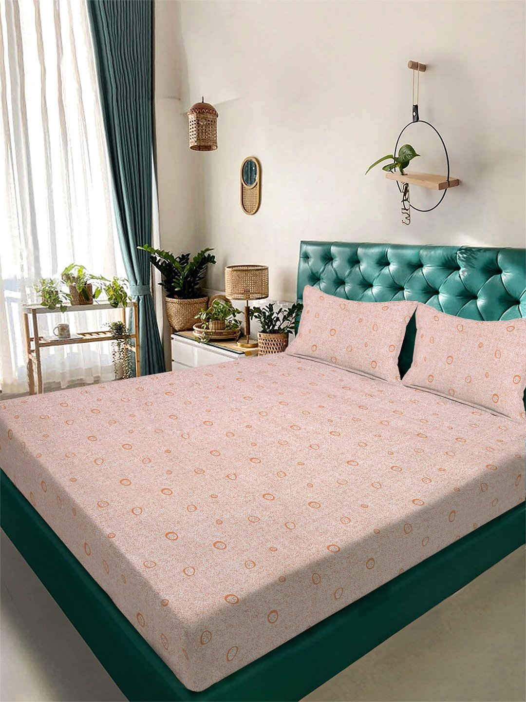 Orange Geometric 300 TC Cotton Blend Double Bedsheet with 2 Pillow Covers