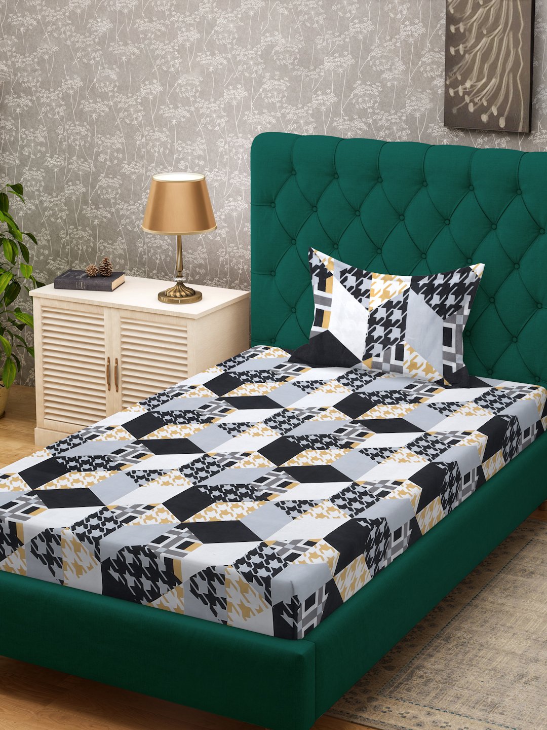 Multi Geometric 300 TC Cotton Blend Single Bedsheet with Pillow Cover