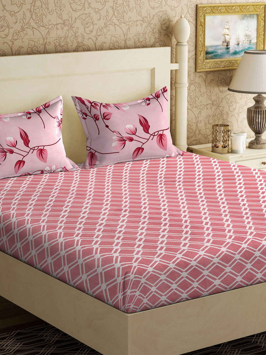 Klotthe Red Geometric 300 TC Cotton Blend Double Bedsheet with 2 Pillow Covers